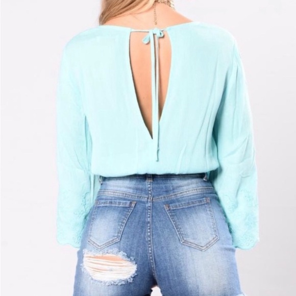 Aqua Bell Sleeve Crop Top - Picture 16 of 16